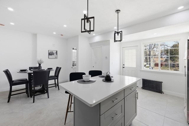 13 Green Ave, Westfield, MA 01085