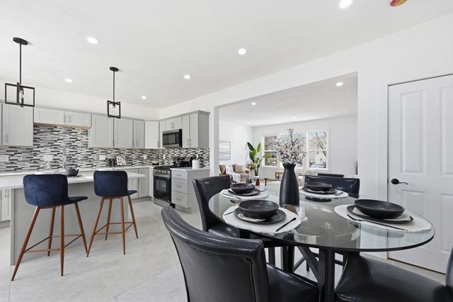 13 Green Ave, Westfield, MA 01085