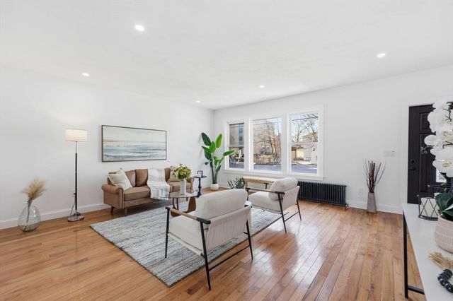 13 Green Ave, Westfield, MA 01085
