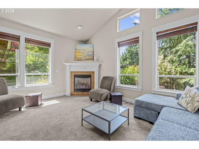 1902 Ne LUCY BELLE St, Mc Minnville, OR 97128
