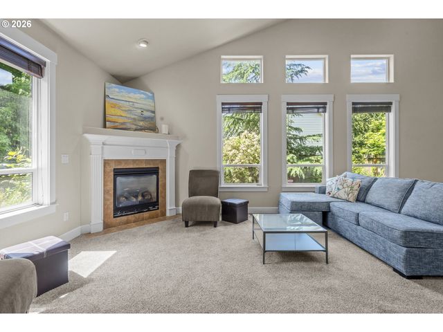 1902 Ne LUCY BELLE St, Mc Minnville, OR 97128