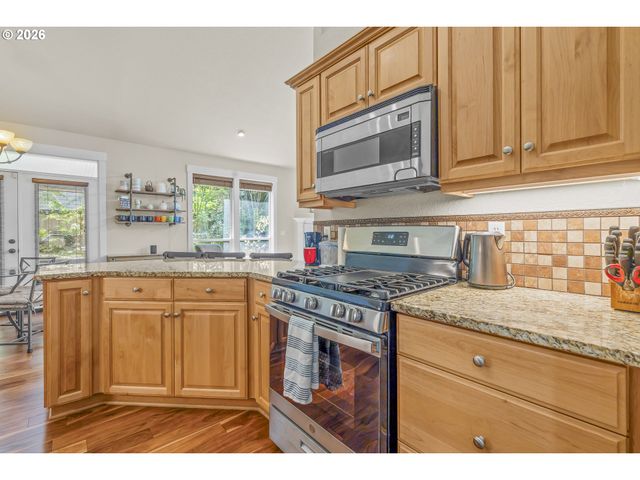 1902 Ne LUCY BELLE St, Mc Minnville, OR 97128