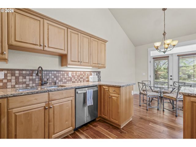 1902 Ne LUCY BELLE St, Mc Minnville, OR 97128