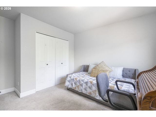 1902 Ne LUCY BELLE St, Mc Minnville, OR 97128