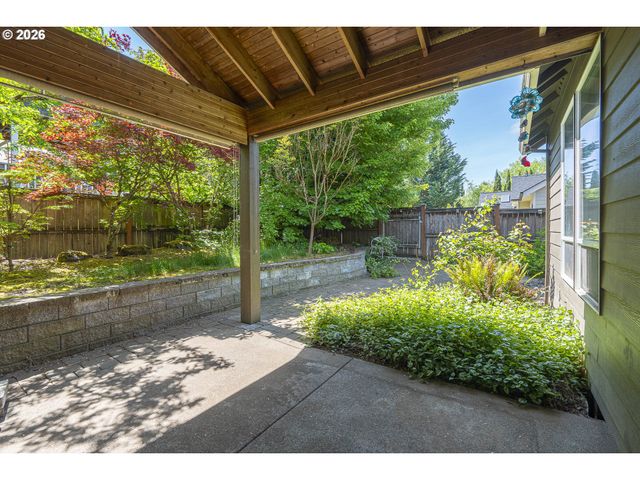 1902 Ne LUCY BELLE St, Mc Minnville, OR 97128