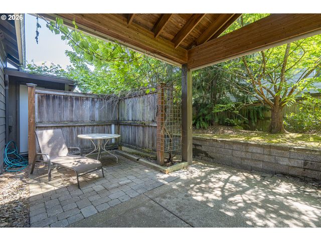 1902 Ne LUCY BELLE St, Mc Minnville, OR 97128