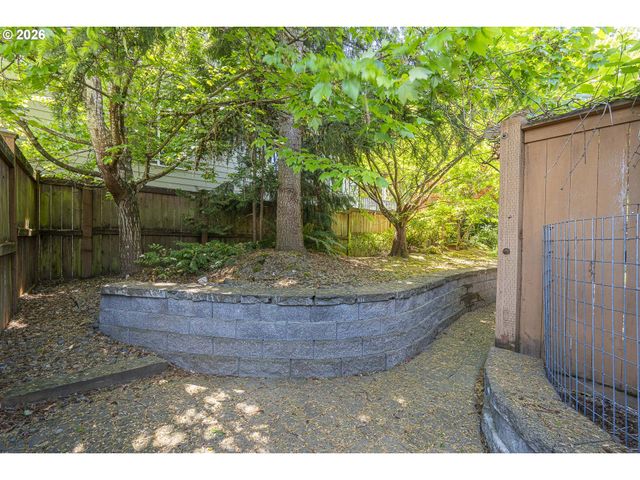1902 Ne LUCY BELLE St, Mc Minnville, OR 97128