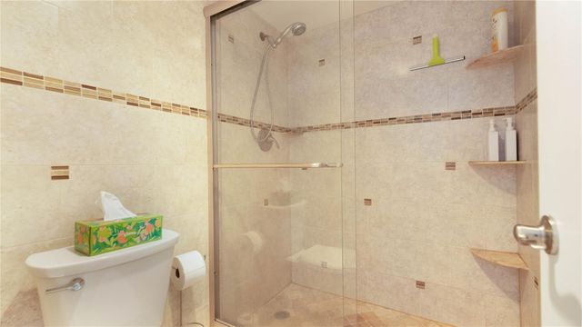 6060 S Falls Circle Drive 412, Lauderhill, FL 33319