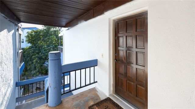 6060 S Falls Circle Drive 412, Lauderhill, FL 33319