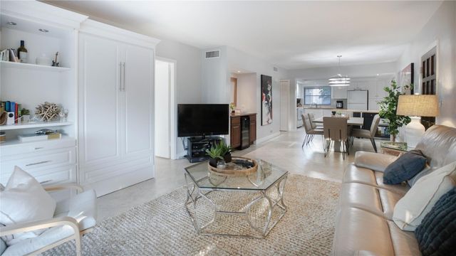 6060 S Falls Circle Drive 412, Lauderhill, FL 33319