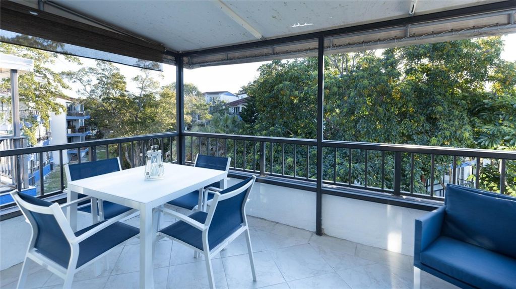 6060 S Falls Circle Drive 412, Lauderhill, FL 33319