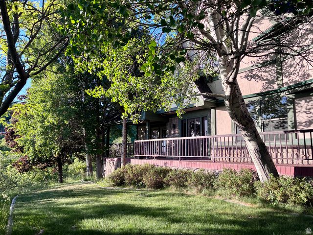 1903 E RIDGE HOLLOW DR, Bountiful, UT 84010
