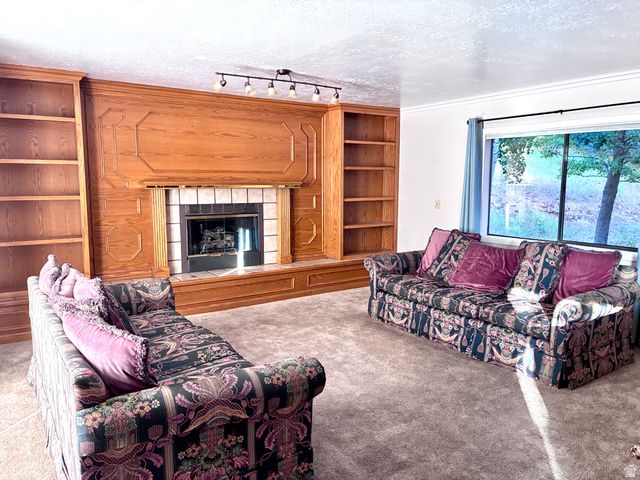 1903 E RIDGE HOLLOW DR, Bountiful, UT 84010