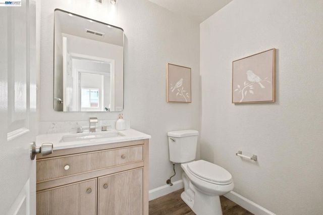 1895 Travertine Way, Union City, CA 94587