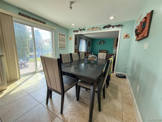 36680 Cecilia Drive, Sterling Heights, MI 48312
