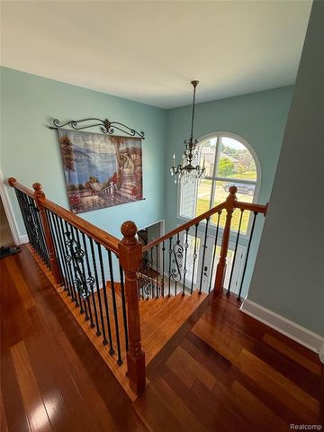 36680 Cecilia Drive, Sterling Heights, MI 48312