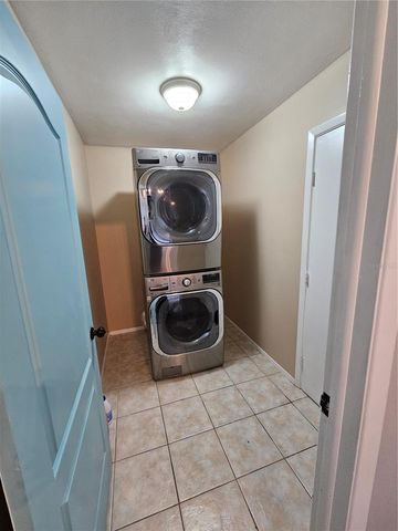 2041 SHADOW PINE DRIVE, Brandon, FL 33511
