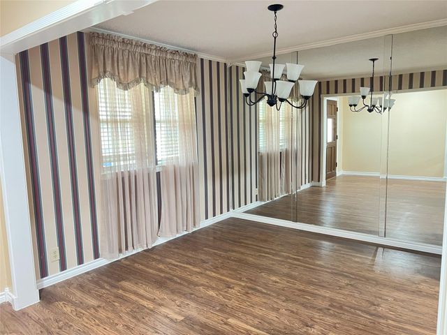 208 Shelmar Drive, Euless, TX 76039