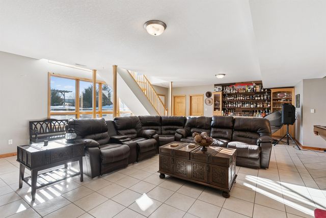 8383 W Ridgeway Avenue, Cedar Falls, IA 50613