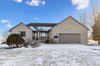 8383 W Ridgeway Avenue, Cedar Falls, IA 50613