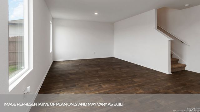 324 COTTONMOUTH LANE, Seguin, TX 78155