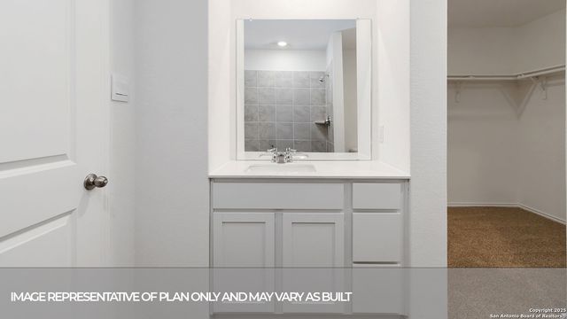 324 COTTONMOUTH LANE, Seguin, TX 78155