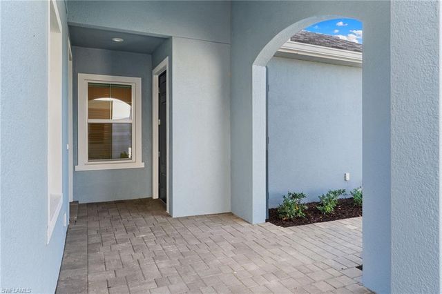 4580 SKYSAIL DR, Naples, FL 34120