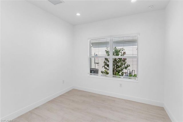 4580 SKYSAIL DR, Naples, FL 34120