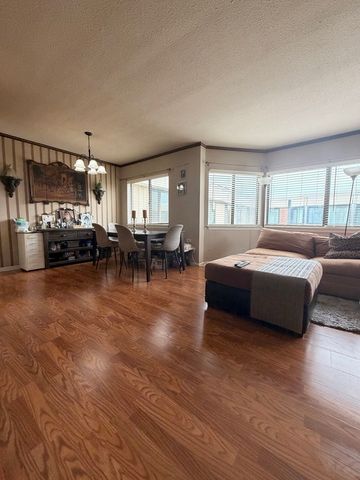 5500 Lincoln Avenue 507W, Morton Grove, IL 60053