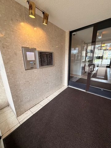 5500 Lincoln Avenue 507W, Morton Grove, IL 60053