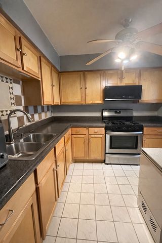 5500 Lincoln Avenue 507W, Morton Grove, IL 60053
