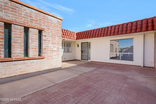 4206 N Limberlost Place, Tucson, AZ 85705