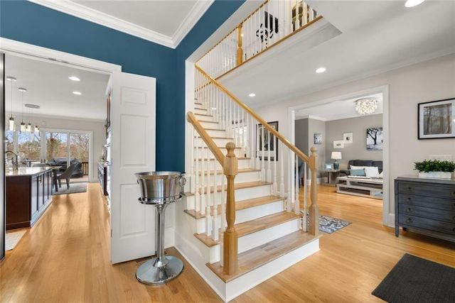 9310 Nesbit Lakes Drive, Alpharetta, GA 30022