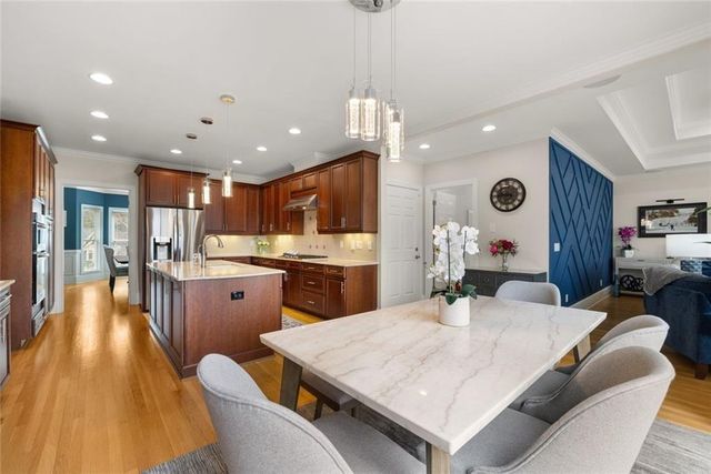 9310 Nesbit Lakes Drive, Alpharetta, GA 30022