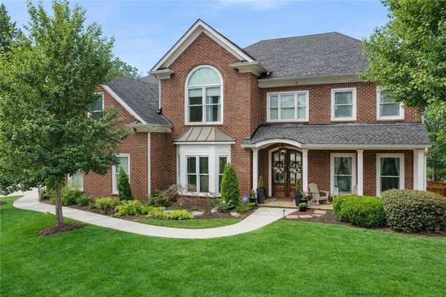 9310 Nesbit Lakes Drive, Alpharetta, GA 30022