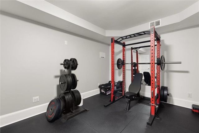 9310 Nesbit Lakes Drive, Alpharetta, GA 30022