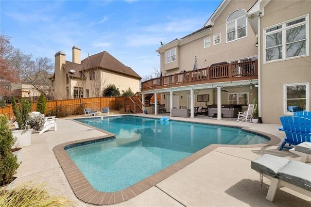 9310 Nesbit Lakes Drive, Alpharetta, GA 30022