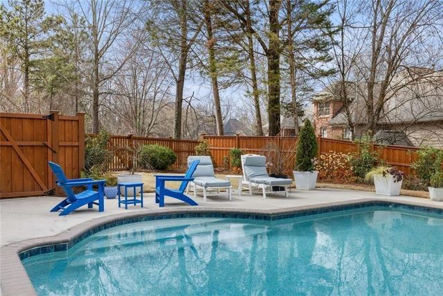 9310 Nesbit Lakes Drive, Alpharetta, GA 30022