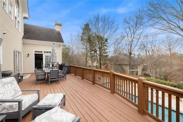 9310 Nesbit Lakes Drive, Alpharetta, GA 30022