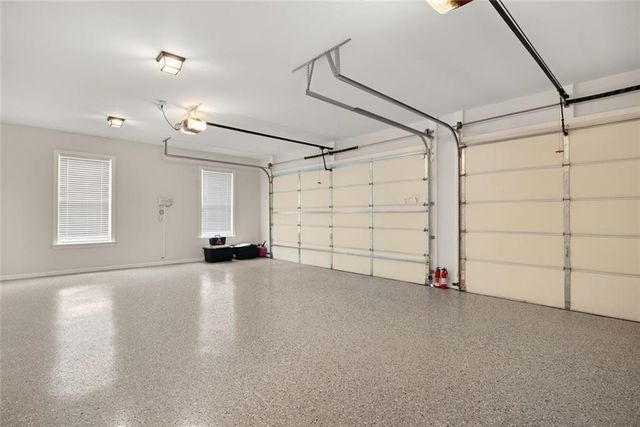 9310 Nesbit Lakes Drive, Alpharetta, GA 30022