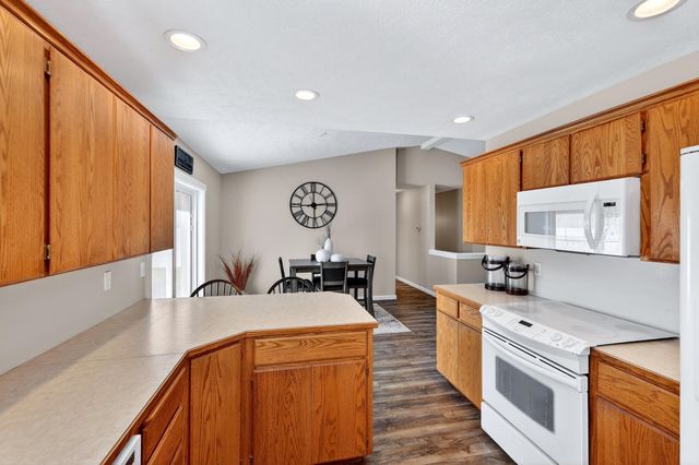 11322 E 34th Ave, Spokane, WA 99206