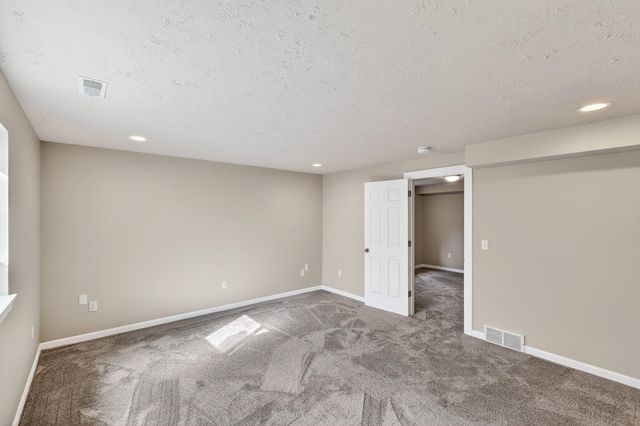 11322 E 34th Ave, Spokane, WA 99206