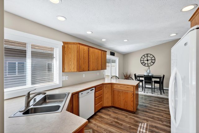 11322 E 34th Ave, Spokane, WA 99206