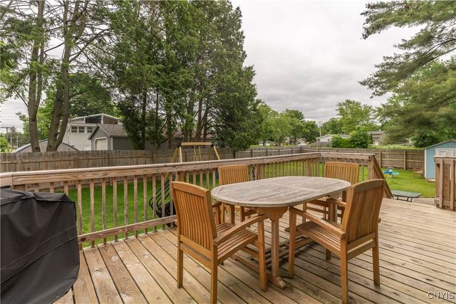 19 Cardinal, Clay, NY 13090