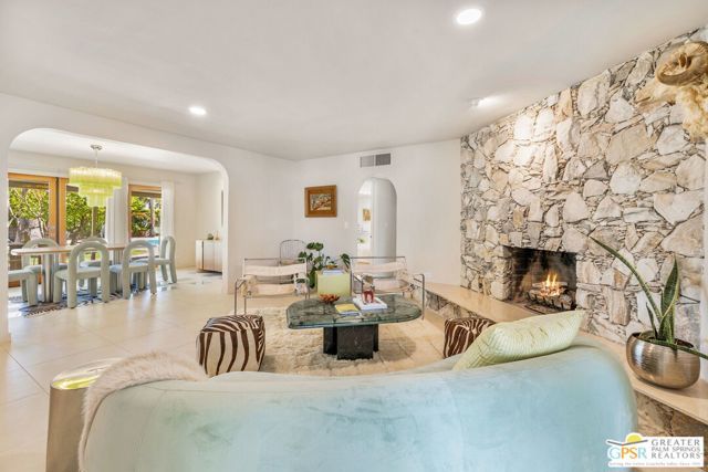 298 N Farrell Drive, Palm Springs, CA 92262