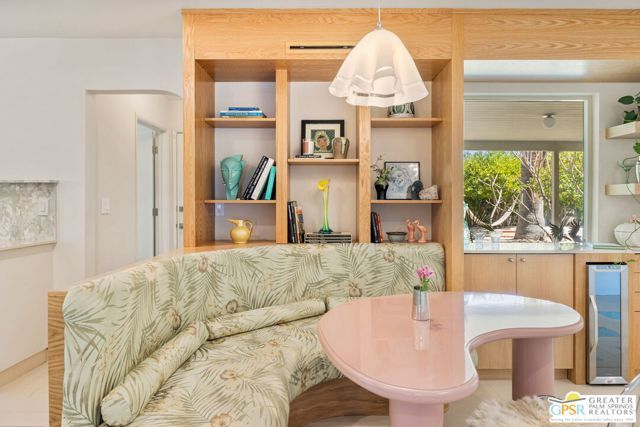 298 N Farrell Drive, Palm Springs, CA 92262