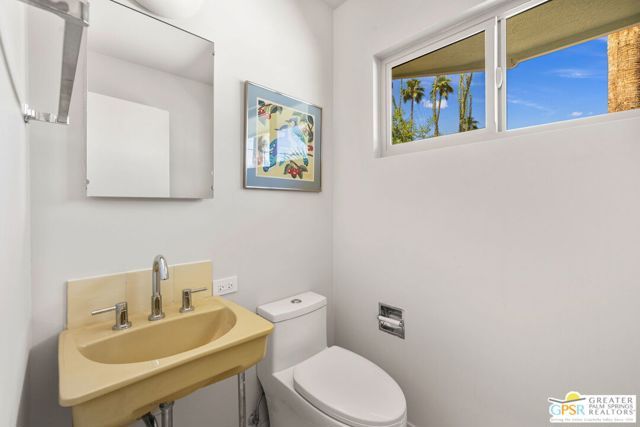 298 N Farrell Drive, Palm Springs, CA 92262