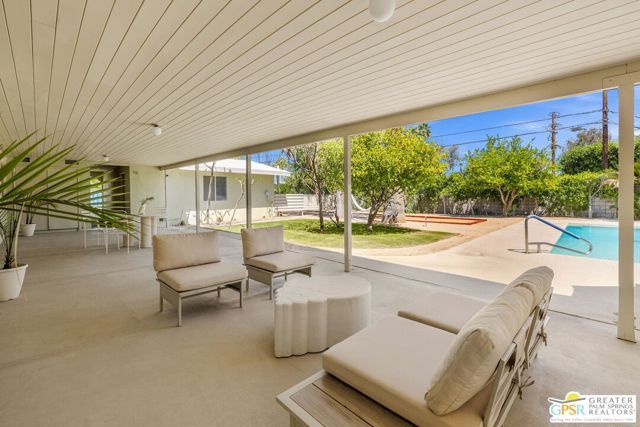298 N Farrell Drive, Palm Springs, CA 92262