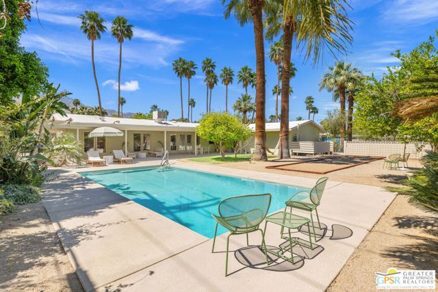 298 N Farrell Drive, Palm Springs, CA 92262