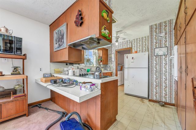 103 Echo Avenue, Friendswood, TX 77546